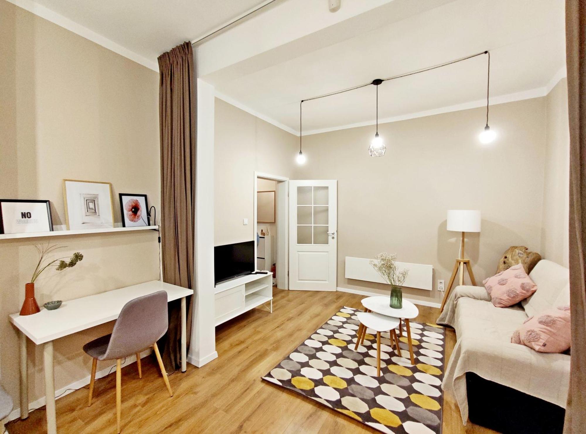 Top Centre 1 Bedroom Apt Next To Vitosha Blvd. Sofia Exteriör bild