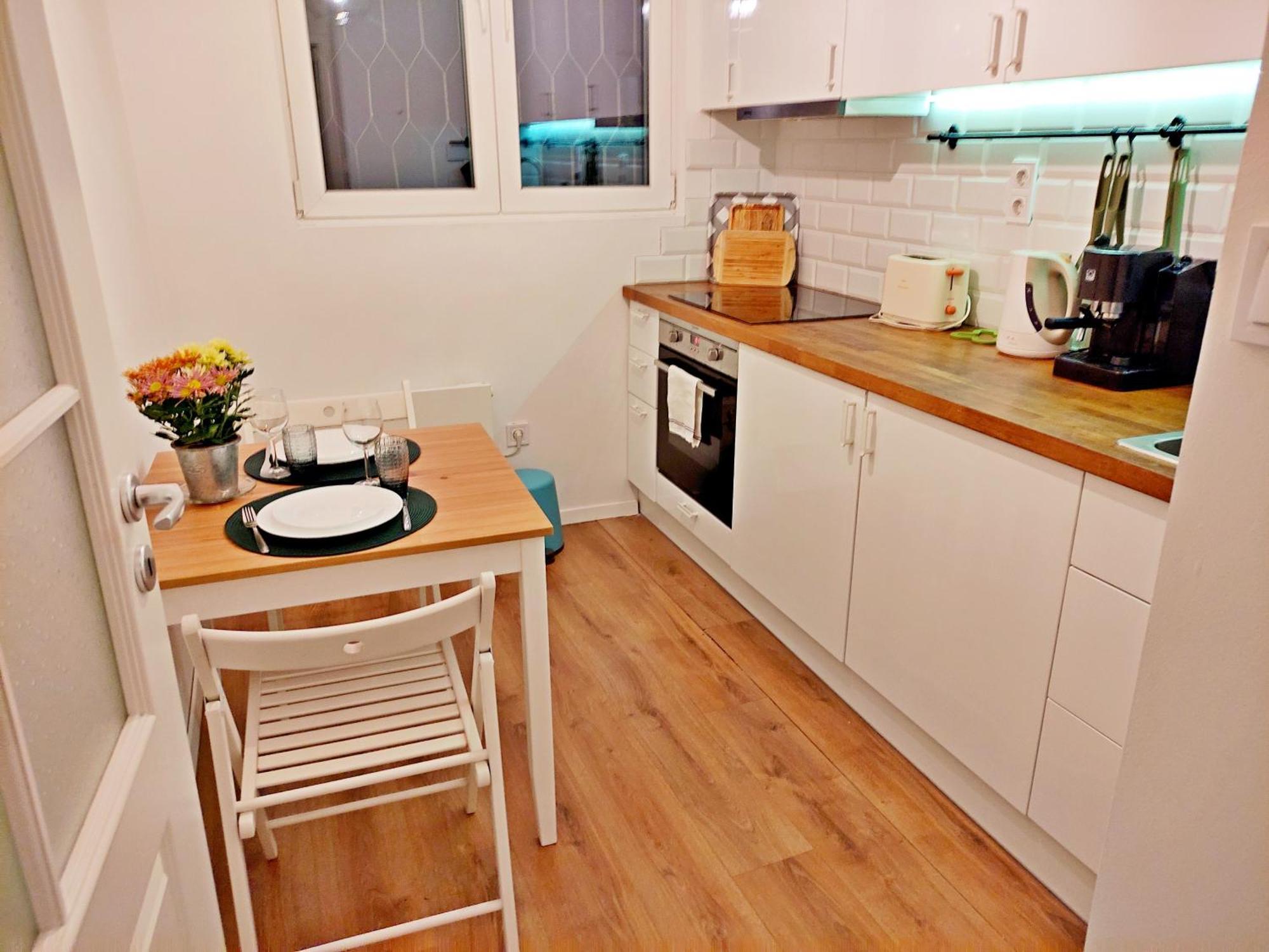 Top Centre 1 Bedroom Apt Next To Vitosha Blvd. Sofia Exteriör bild