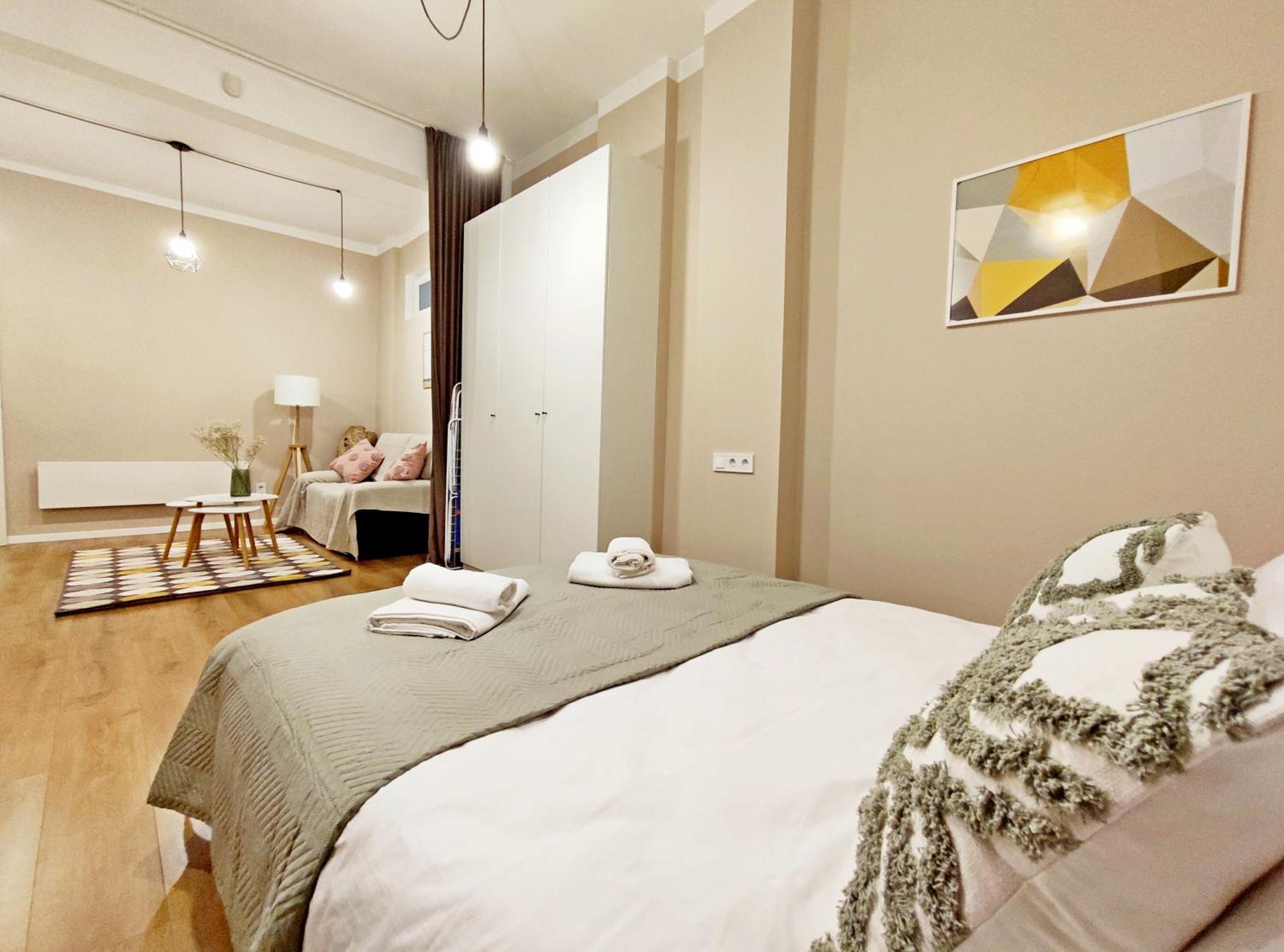 Top Centre 1 Bedroom Apt Next To Vitosha Blvd. Sofia Exteriör bild